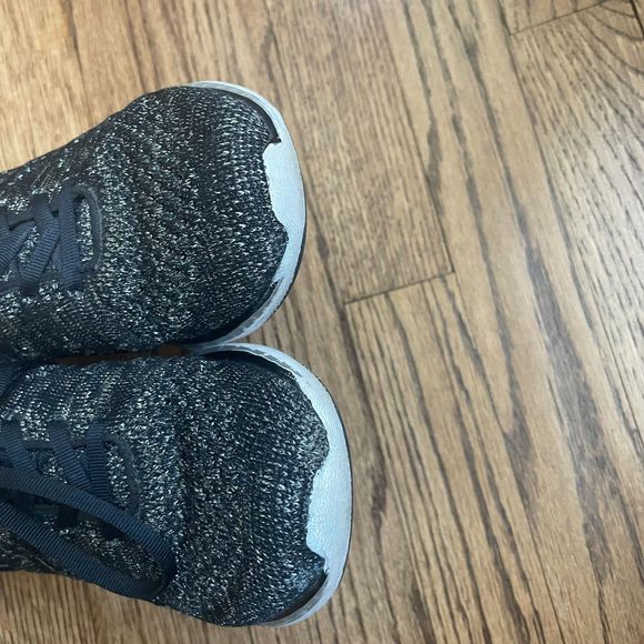 APL Techloom Pro Black and Metallic Gold Sneaker Size 7.5 Women's - Picture 7 of 10